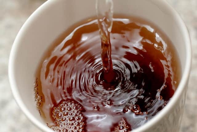 61 per cent of Brits ‘always’ offer a drink to a tradie