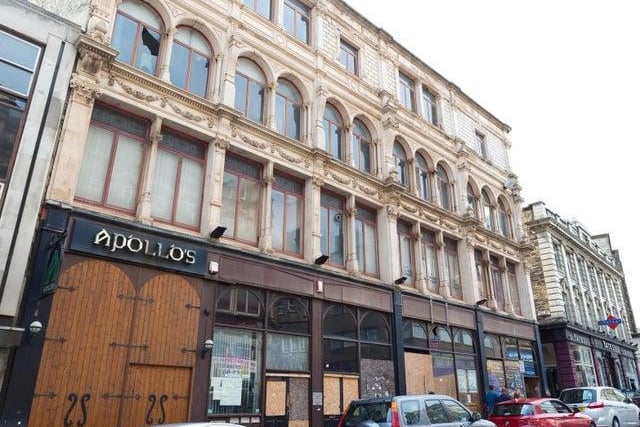 Apollo's was a nightclub in George's Square and was mentioned a few times by readers.