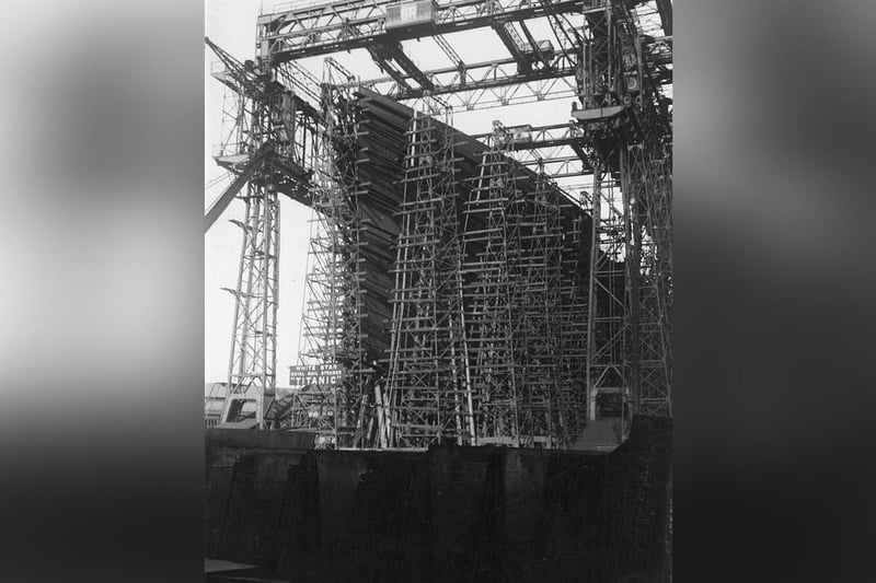The construction of the Titanic in Belfast.

It took the Titanic just 160 minutes to sink.