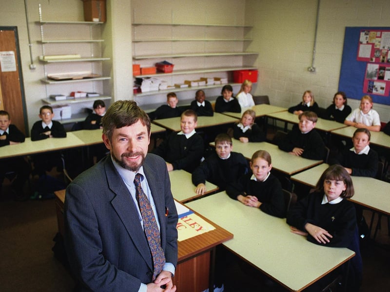 Do you remember headteacher Martin Spoor? He is pictured with pupils in September 1999.