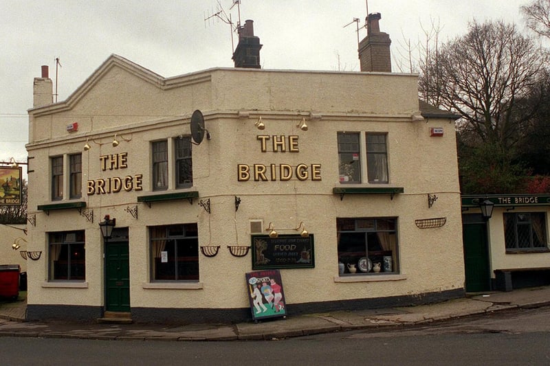 Share your memories of Cookridge and Horsforth in 1998 with Andrew Hutchinson via email at: andrew.hutchinson@jpress.co.uk or tweet him - @AndyHutchYPN