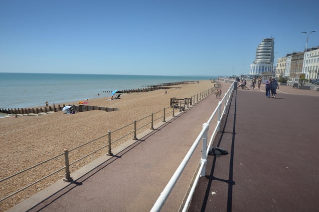 St Leonards seafront during the heatwave on 25/6/20 SUS-200625-145519001