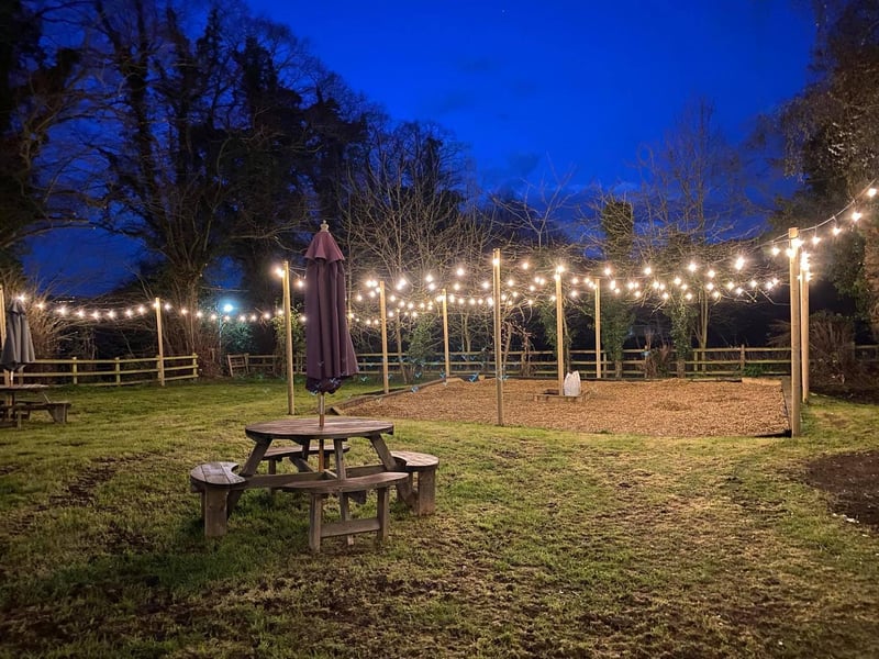 The Royal Oak pub in Cogenhoe have a brand new covered deck and have completely remodelled their garden to include a new dining area!