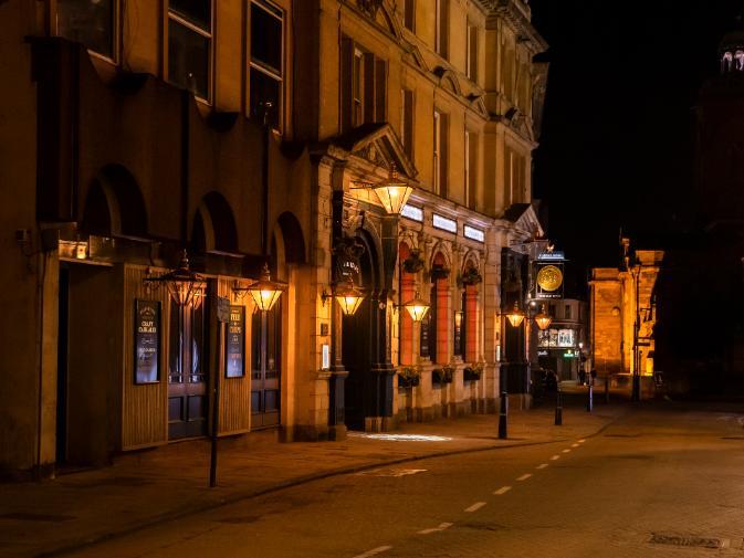 Old Bank on St Giles' Square was surprisingly closed despite having a garden, while the street itself was very quiet. Photo: Leila Coker