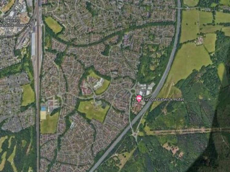 Median house price - £380,000