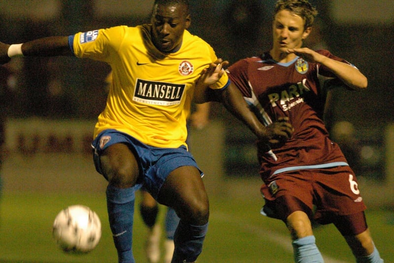 Pablo Mills is this yellow number from 2007/08