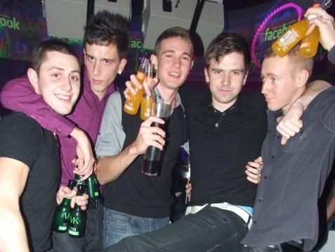 Do you recognise anyone in this picture?