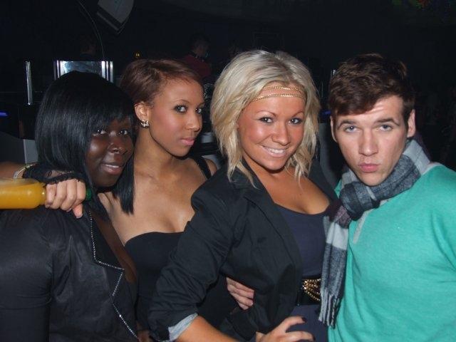 Do you recognise anyone in this picture?