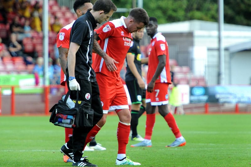 Jimmy Smith limps off against Yeovil in 2017