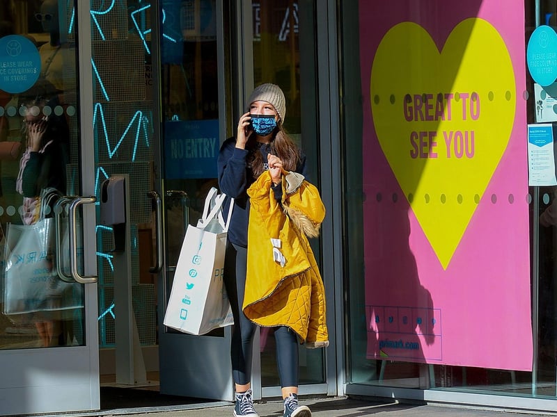Shops opened at 8am on Friday morning as non-essential retails outlets reopen. Photo: George Sweeney / Derry Journal.  DER2117GS – 017