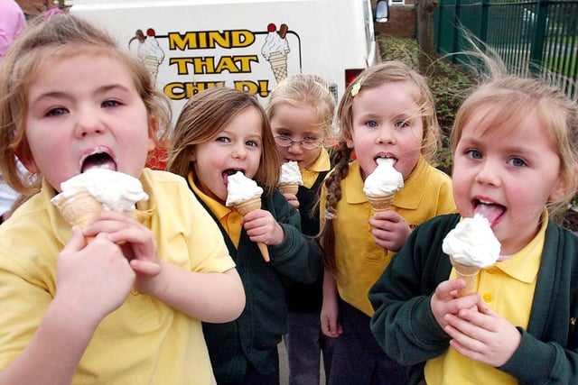 Pupils are given free ice cream in 2006.