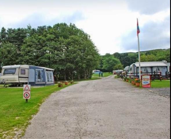 Finally, we have another destination to offer camping and caravan facilities in Bakewell Camping and Caravanning Club Site.