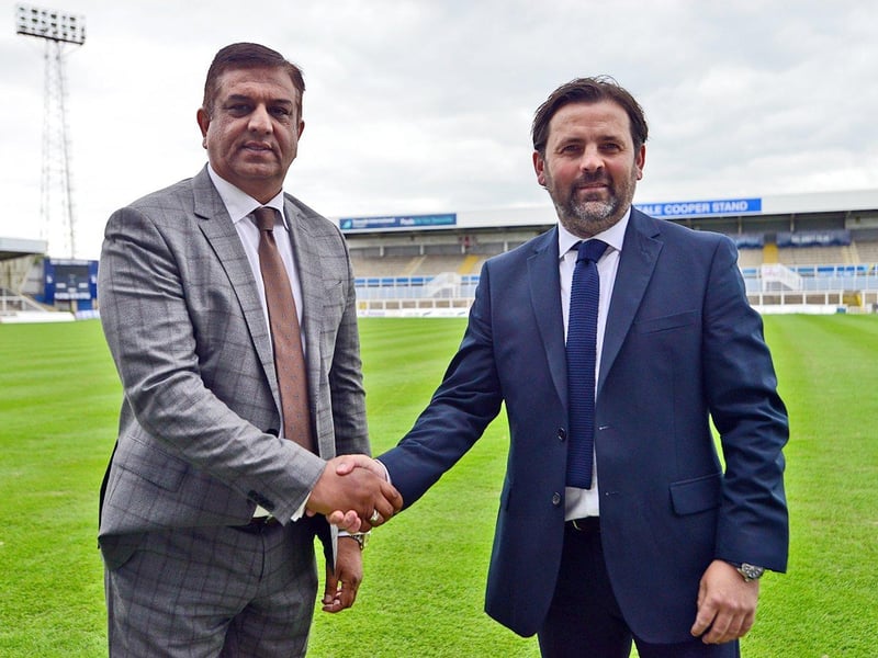 The record of Hartley, pictured right with chairman Raj Singh, from June-September 2022 reads as one win, four draws and six defeats.