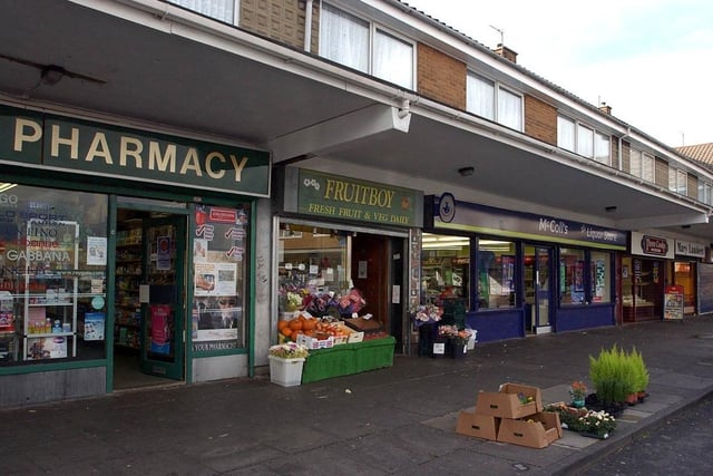 Fresh fruit and veg at Fruitboy in 2003. And perhaps a trip to Mary Lamberts which can be seen three shops along.