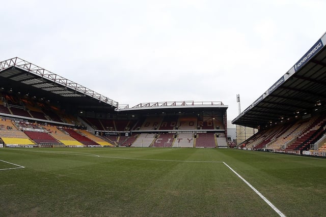 Bradford City have an average crowd of 15,443.