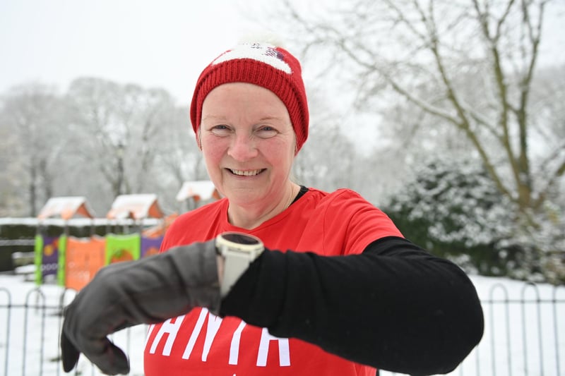 Ronda Nelson at the Alice House Hospice Santa Fun Run held in Ward Jackson Park. Picture by FRANK REID