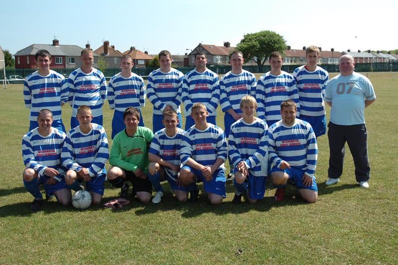 Sanderson line up ahead of the 2010 Mason and Martin Cup final.