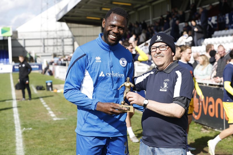 Mani Dieseruvwe, who scored his 21st league goal of the season on Saturday, was presented with his award after being chosen as the South East Poolies' player of the year. He picked up the trophy from Terry Sengelow before kick-off at the weekend.