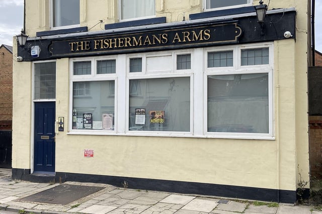 The Fishermans Arms, also known as The Fish, is a friendly, one-room pub that serves three changing beers. This pub hosts regular open mic nights, live music and a weekly Sunday night quiz.