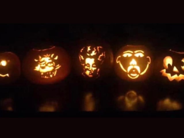 Can't decide which design to go for? Why not try your hand at a couple! Celebrating National Pumpkin Day and Halloween with Claire Whitfield.