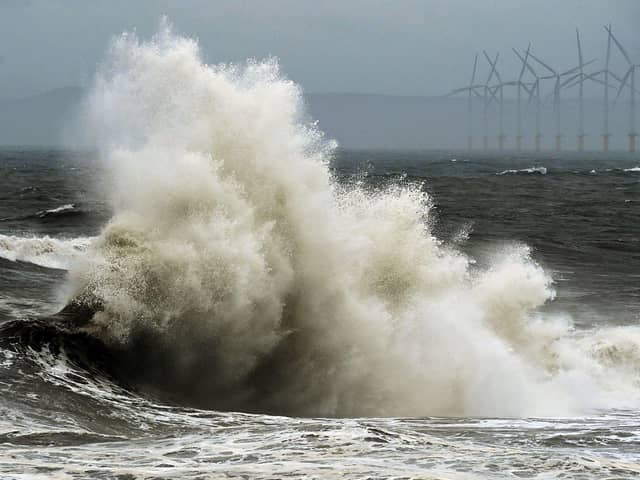 An amber weather warning has been issued for heavy wind and rain in Hartlepool.