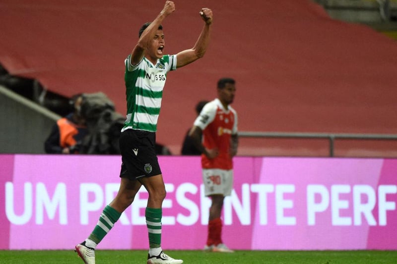 Newcastle United are continuing to monitor the situation of Sporting midfielder Matheus Nunes ahead of a potential. (Record) 

(Photo by MIGUEL RIOPA/AFP via Getty Images)