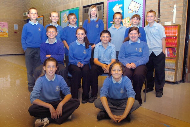 Who do you recognise in this Hart Primary School leavers photo?