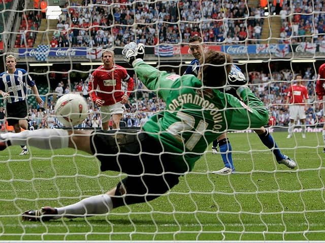 Steven MacLean of Sheffield Wednesday scores from a penalty during the Coca-Cola Football League One play-off final between Hartlepool v Sheffield Wednesday on May 29, 2005 at the Millennium Stadium, Cardiff, Wales.  (Photo by Ian Walton/Getty Images)