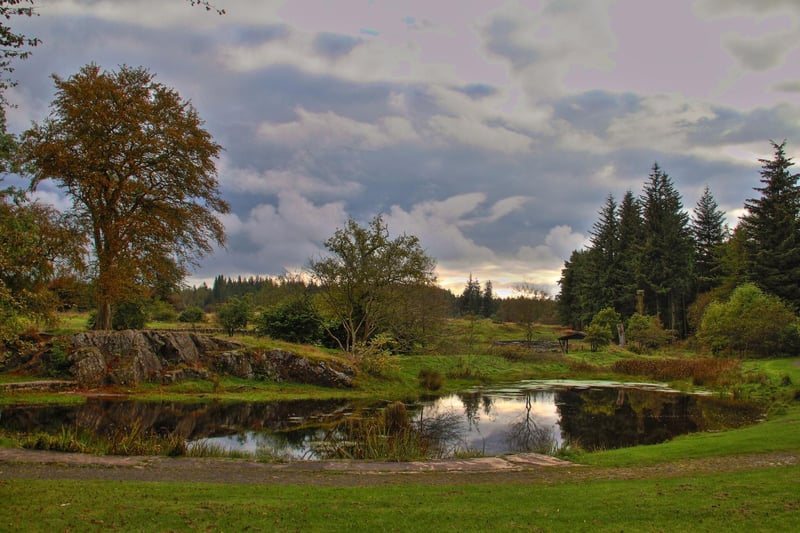 Located near Linlithgow, Beecraigs Country Park stood in for the American wilderness in television series Outlander and offers peaceful trails through 1, 000 acres of sitka spruce woodland.