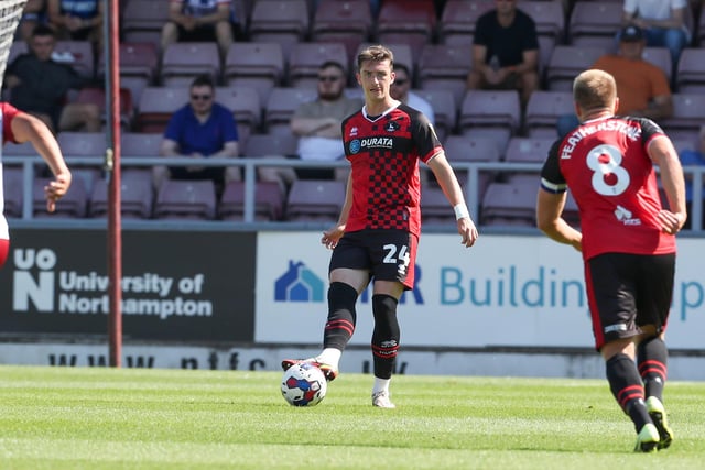 With Murray moving into the middle, Lacey transitioned to the left centre-back role and is expected to continue there at Sutton. (Credit: John Cripps | MI News)