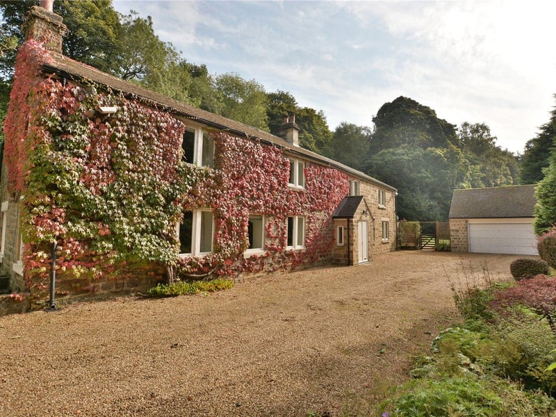 Bridge Cottage is tucked away on Stairfoot Lane in Alwoodley, and is surrounded by attractive woodland with many shops and amenities close by.