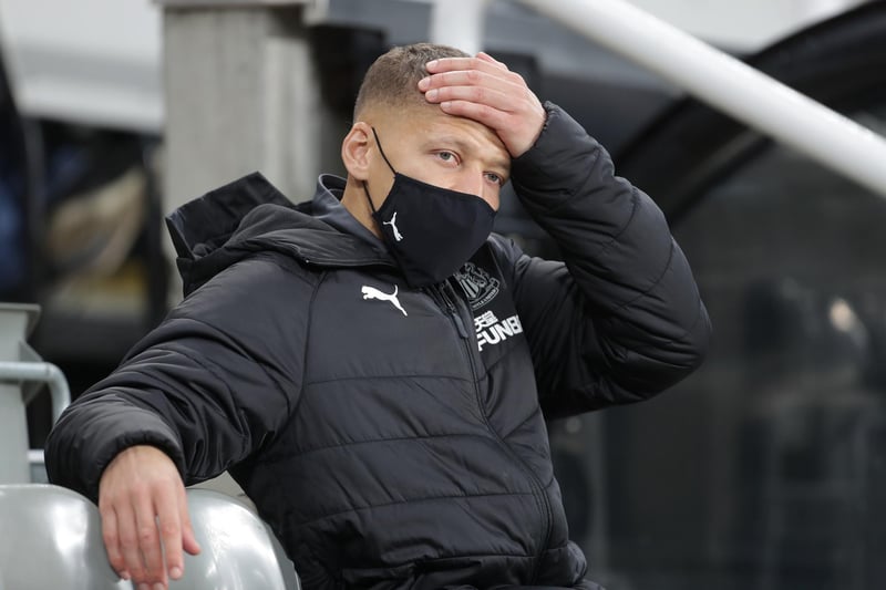 Noel Whelan is ‘shocked’ and ‘bewildered’ to hear Newcastle United have handed Dwight Gayle a new contract. “I’m shocked to hear he’s been given a new deal, because I do not think Steve Bruce will be there until the end of the year.” (Football Insider)