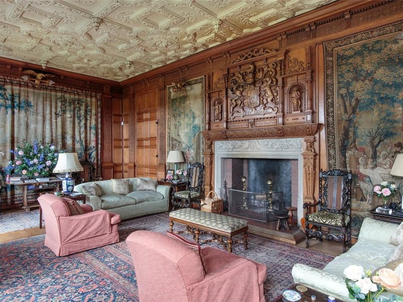Drawing room.