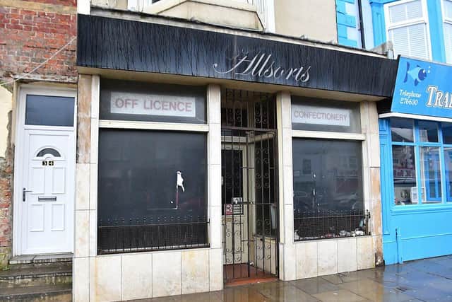 33 The Front, in Seaton Carew, could be transformed into a wine bar.