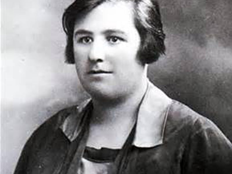 Helen Duncan who was prosecuted in 1944 for holding a seance in Copnor Road was the last person to be imprisoned under an Act of Parliament from 1735. What was the name of the Act?