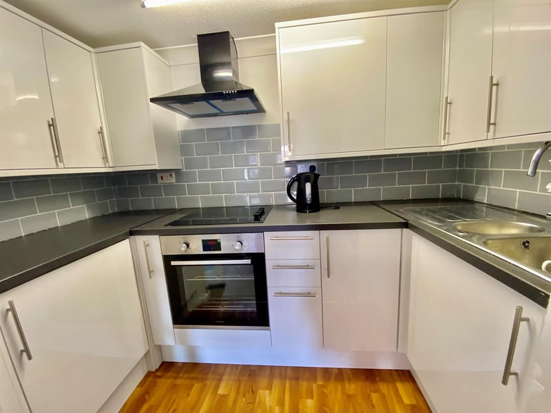 This one bedroom flat in Simpson Road is on sale for £67,000.