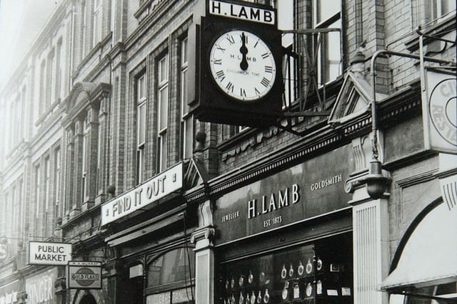 Lamb's clock used to be a famous landmark for many years in Lynn Street.