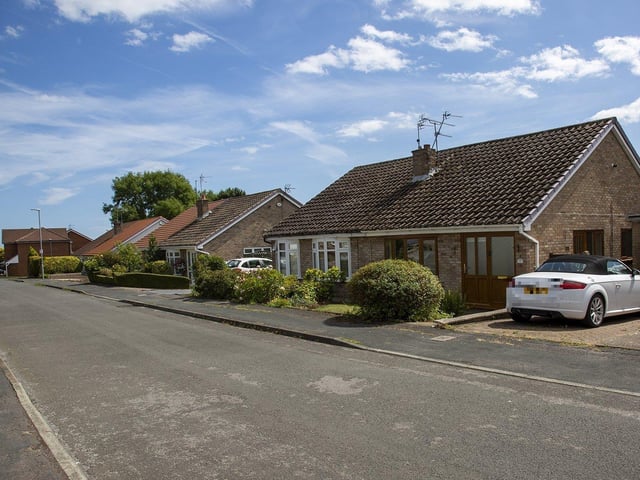 Pronounced 'Volti-jer', the Hart street is named in honour of nearby former resident Voltigeur - a thoroughbred racehorse which won the 1850 Derby and St Leger Classic races.