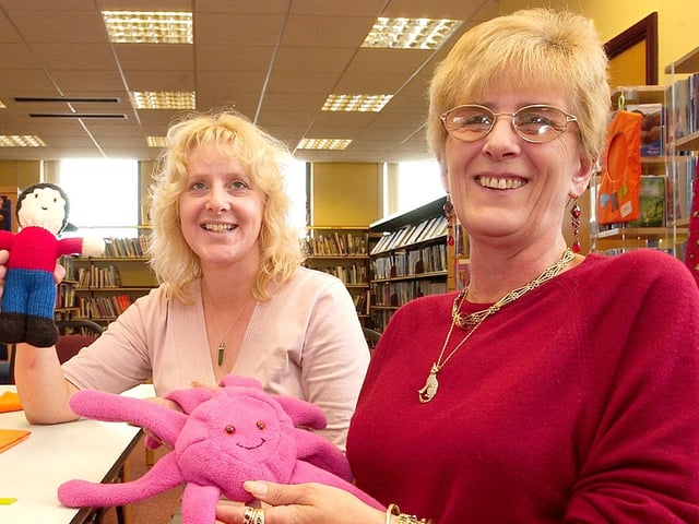 Patchwork knitting at West View Library in 2006.