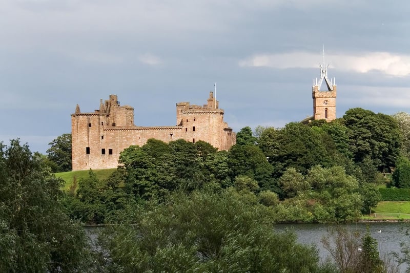 Located less than 40 minutes from Kirkcaldy, Linlithgow Palace dates back to the 12th century and was the birthplace of Mary, Queen of Scots. Once you've explored the palace you can enjoy a walk around Linlithgow Loch.