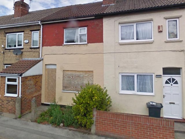 This two bedroom terrace sold for £37,000 in August.