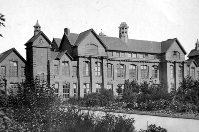 Elwick Road School pictured before it was replaced by Elwick Grange Care Home.