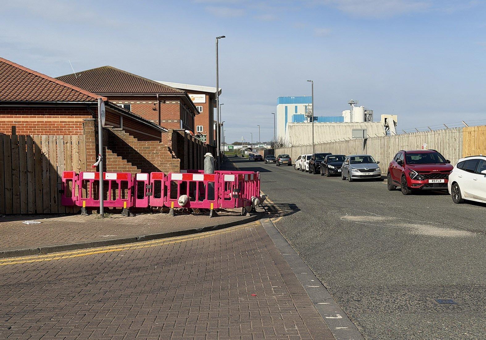 BMW-Fahrer erleidet Armbruch bei Autounfall in Hartlepool am Ostersonntag