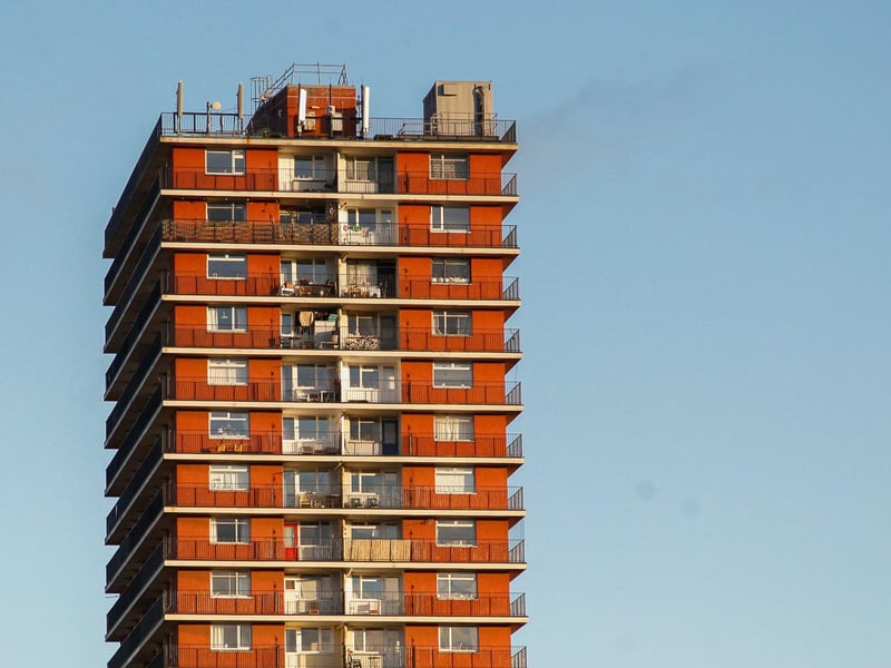 Height: 64 metres (210 ft) Year constructed: 1967
