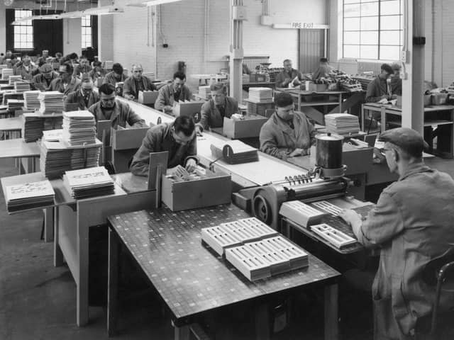 Workers making up shade cards for Patons and Baldwins wool manufacturers in West Hartlepool in the late 1950's.