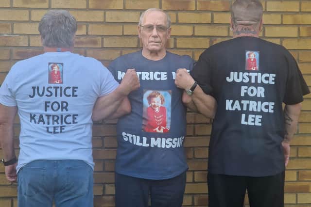 Richard (centre) with fellow veterans Les McKenna (left) and Darren Lavery in their new 'Justice for Katrice' t-shirts.