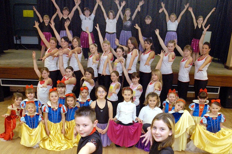 Gilmarden School of Dance at Shirebrook rehearsing for their 30th Anniversary Show in 2007.
Can you spot anyone you know?