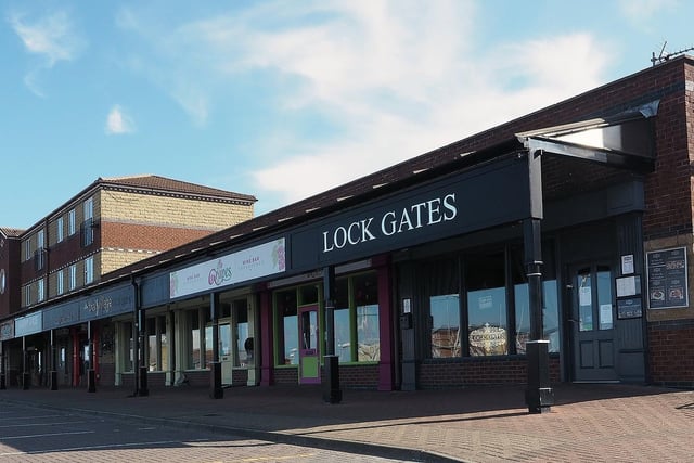 Lock Gates offers vegetarian, vegan and gluten free options to satisfy all of its customers, earning it a 4.5 star rating with 84 reviews.