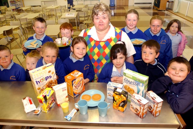 Who do you recognise in this 2006 photo from the Shotton Primary School breakfast club?