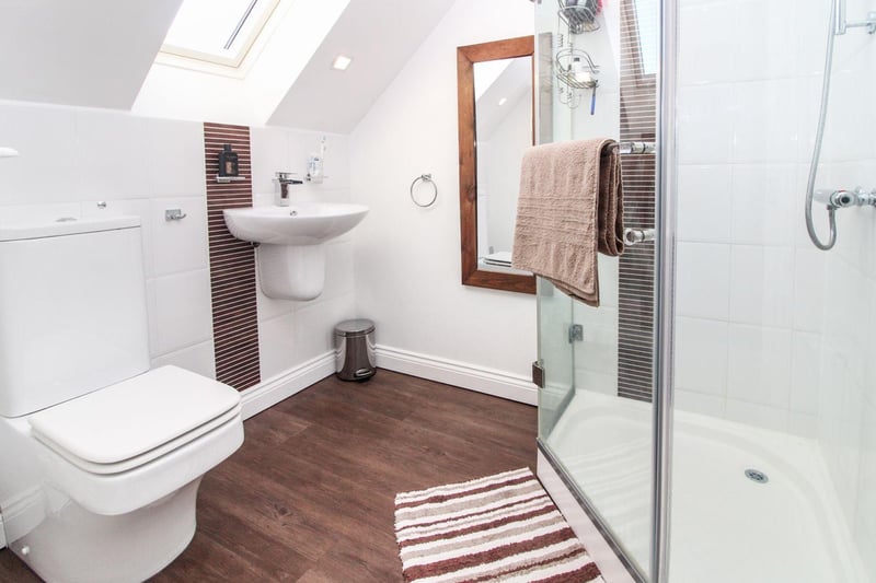 Four of the property’s six bedrooms boast their own modern en-suite bathroom, with a toilet and shower cubicle, and a bath in the master en-suite.